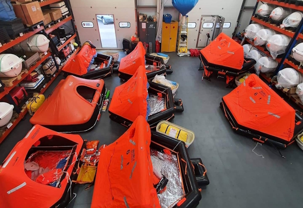 liferaft servicing